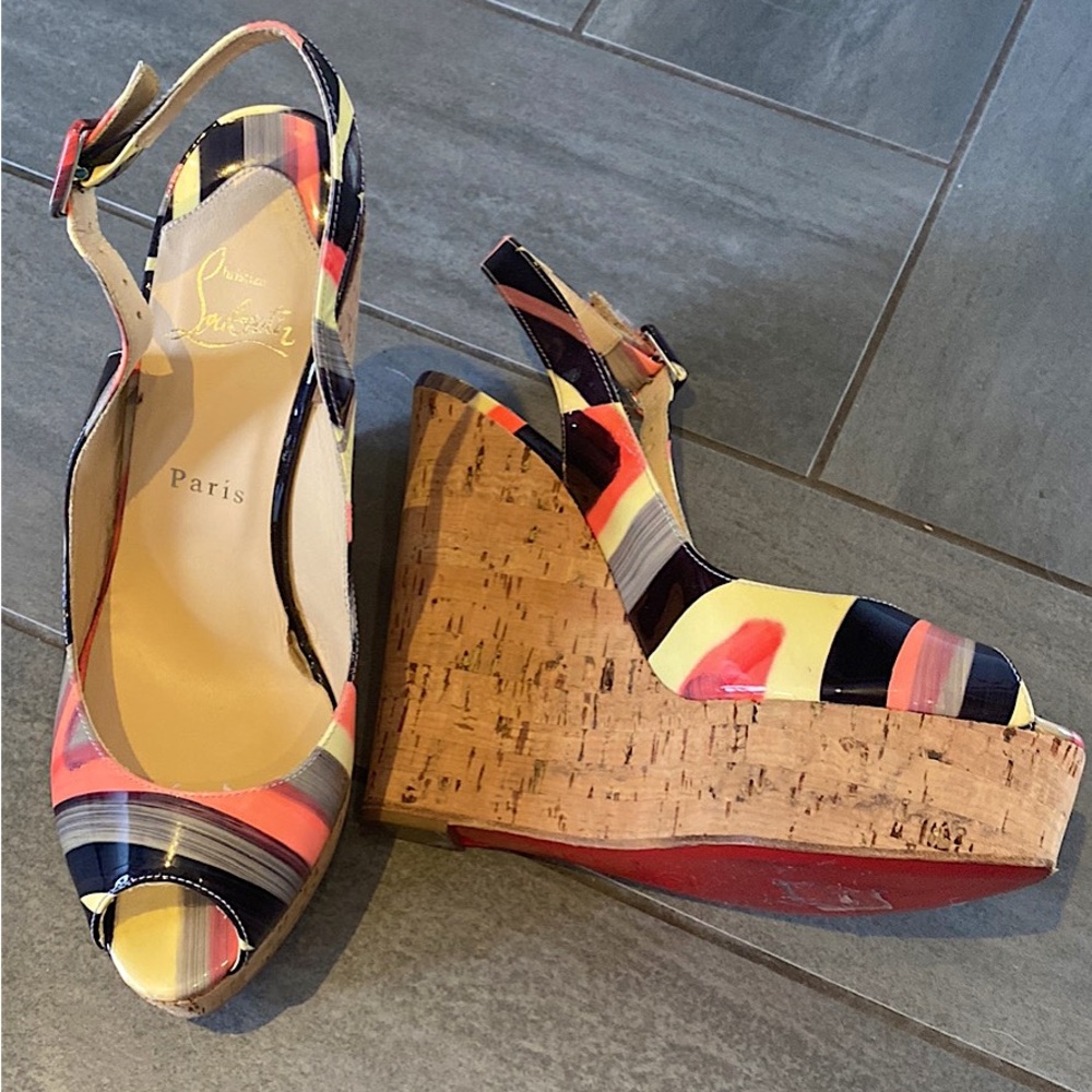 Luxury 100% Authentic Christian Louboutins from the Une Plume Line Designer